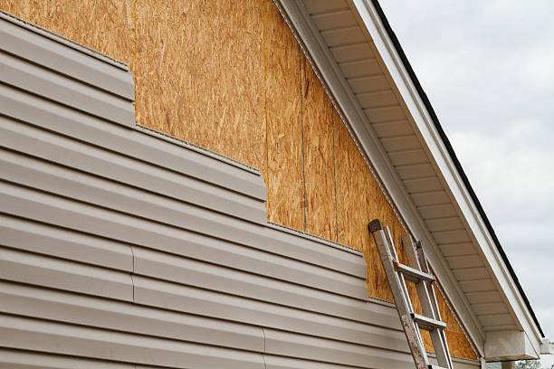24/7 Emergency Siding Repair experts in Mentcle, PA